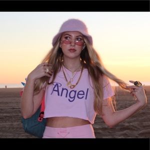 pink angel cropped t-shirt